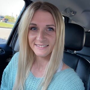 Meet your Posher, Lacee